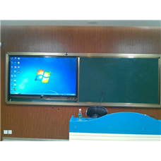 70寸教學(xué)觸摸一體機應(yīng)用于多媒體教學(xué)教室